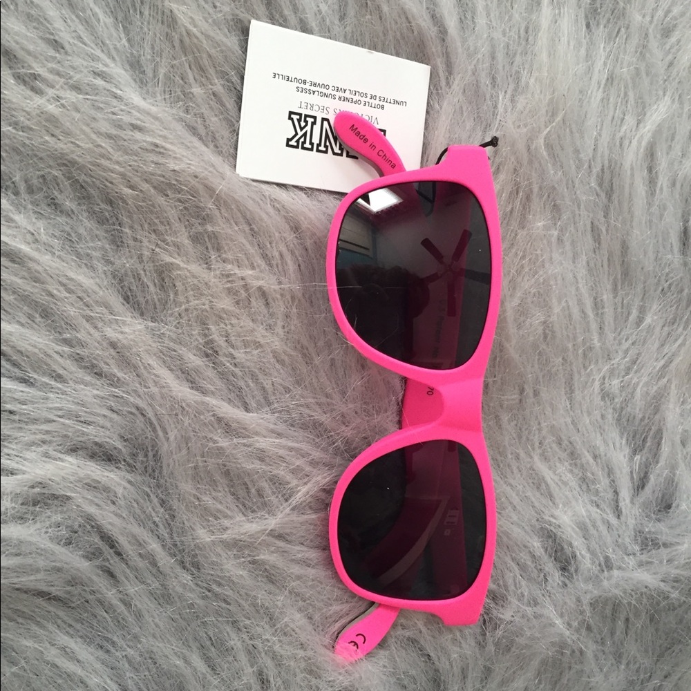VS Pink sunglasses